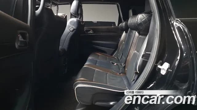 2017 Jeep Grand Cherokee 3.6 Overland Sold VIN 1C4RJFCG4HC747238 – rear exterior 2017 Jeep Grand Cherokee 3.6 Overland Sold VIN 1C4RJFCG4HC747238 – rear exterior