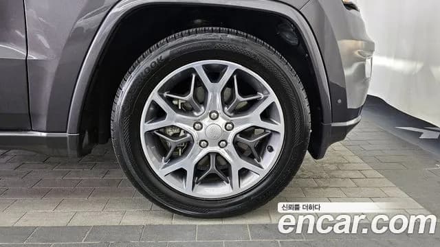 2021 Jeep Grand Cherokee 3.6 Overland Sold VIN 1C4RJFCG7MC529255 – photo 13 2021 Jeep Grand Cherokee 3.6 Overland Sold VIN 1C4RJFCG7MC529255 – photo 13