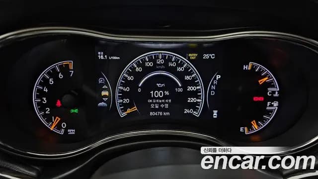 2019 Jeep Grand Cherokee 3.6 Overland Sold VIN 1C4RJFCG8KC760002 – photo 12 2019 Jeep Grand Cherokee 3.6 Overland Sold VIN 1C4RJFCG8KC760002 – photo 12
