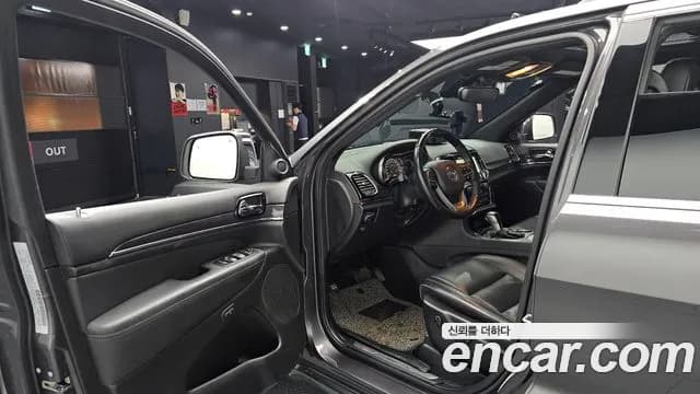 2020 Jeep Grand Cherokee 3.6 Overland Sold VIN 1C4RJFCG9LC269844 – photo 16 2020 Jeep Grand Cherokee 3.6 Overland Sold VIN 1C4RJFCG9LC269844 – photo 16