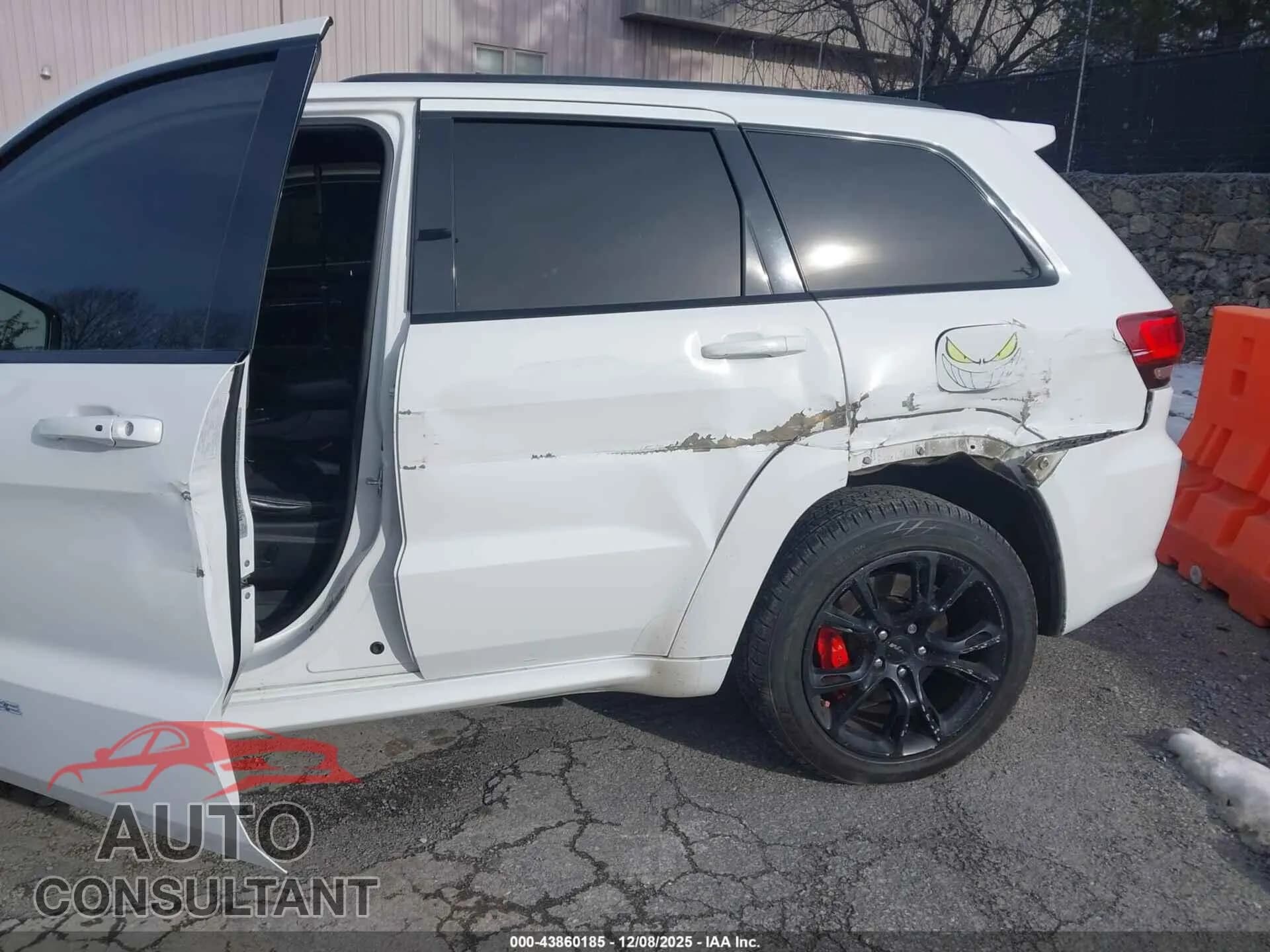 2016 JEEP GRAND CHEROKEE Damaged VIN 1C4RJFDJ8GC398934 – engine bay 2016 JEEP GRAND CHEROKEE Damaged VIN 1C4RJFDJ8GC398934 – engine bay