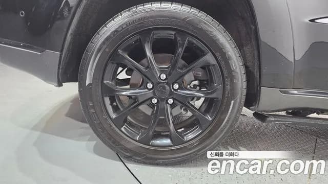2019 Jeep Grand Cherokee 3.6 Summit Sold VIN 1C4RJFJG5KC837170 – interior seats 2019 Jeep Grand Cherokee 3.6 Summit Sold VIN 1C4RJFJG5KC837170 – interior seats