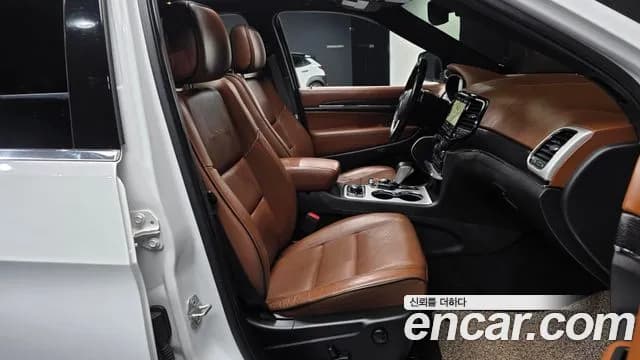 2020 Jeep Grand Cherokee 3.6 Summit Sold VIN 1C4RJFJG7LC109674 – photo 19 2020 Jeep Grand Cherokee 3.6 Summit Sold VIN 1C4RJFJG7LC109674 – photo 19