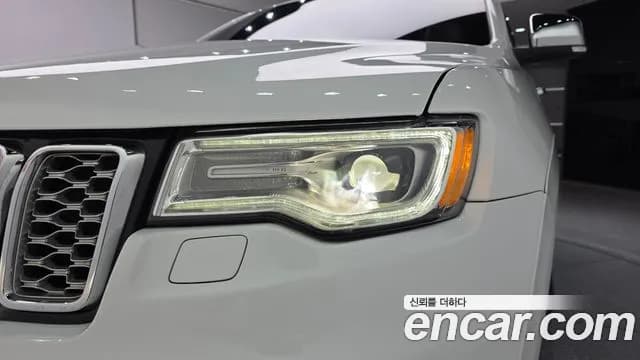 2020 Jeep Grand Cherokee 3.6 Summit Sold VIN 1C4RJFJG8LC369064 – side profile 2020 Jeep Grand Cherokee 3.6 Summit Sold VIN 1C4RJFJG8LC369064 – side profile