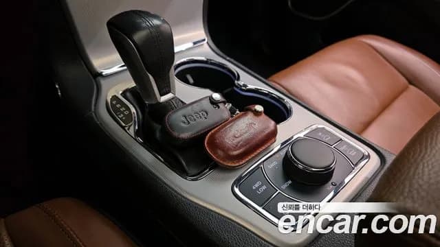 2020 Jeep Grand Cherokee 3.6 Summit Sold VIN 1C4RJFJG8LC369064 – photo 11 2020 Jeep Grand Cherokee 3.6 Summit Sold VIN 1C4RJFJG8LC369064 – photo 11
