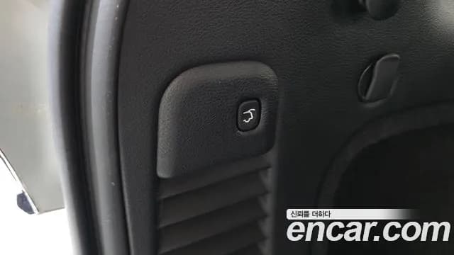 2020 Jeep Grand Cherokee 3.6 Summit Sold VIN 1C4RJFJG8LC369064 – photo 22 2020 Jeep Grand Cherokee 3.6 Summit Sold VIN 1C4RJFJG8LC369064 – photo 22
