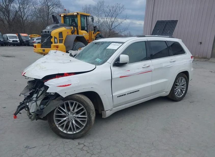 2018 JEEP Grand Cherokee Used VIN 1C4RJFJGXJC104286 – front exterior 2018 JEEP Grand Cherokee Used VIN 1C4RJFJGXJC104286 – front exterior