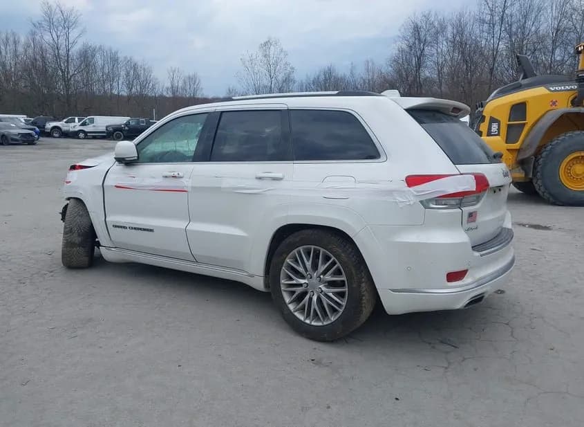 2018 JEEP Grand Cherokee Used VIN 1C4RJFJGXJC104286 – interior seats 2018 JEEP Grand Cherokee Used VIN 1C4RJFJGXJC104286 – interior seats