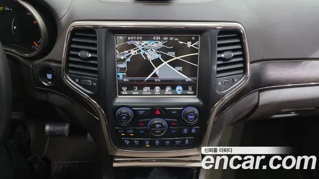 2017 Jeep Grand Cherokee 3.0 Diesel Overland Summit Sold VIN 1C4RJFJM4HC832671 – rear exterior 2017 Jeep Grand Cherokee 3.0 Diesel Overland Summit Sold VIN 1C4RJFJM4HC832671 – rear exterior