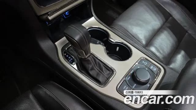 2017 Jeep Grand Cherokee 3.0 Diesel Overland Summit Sold VIN 1C4RJFJM4HC832671 – undercarriage 2017 Jeep Grand Cherokee 3.0 Diesel Overland Summit Sold VIN 1C4RJFJM4HC832671 – undercarriage