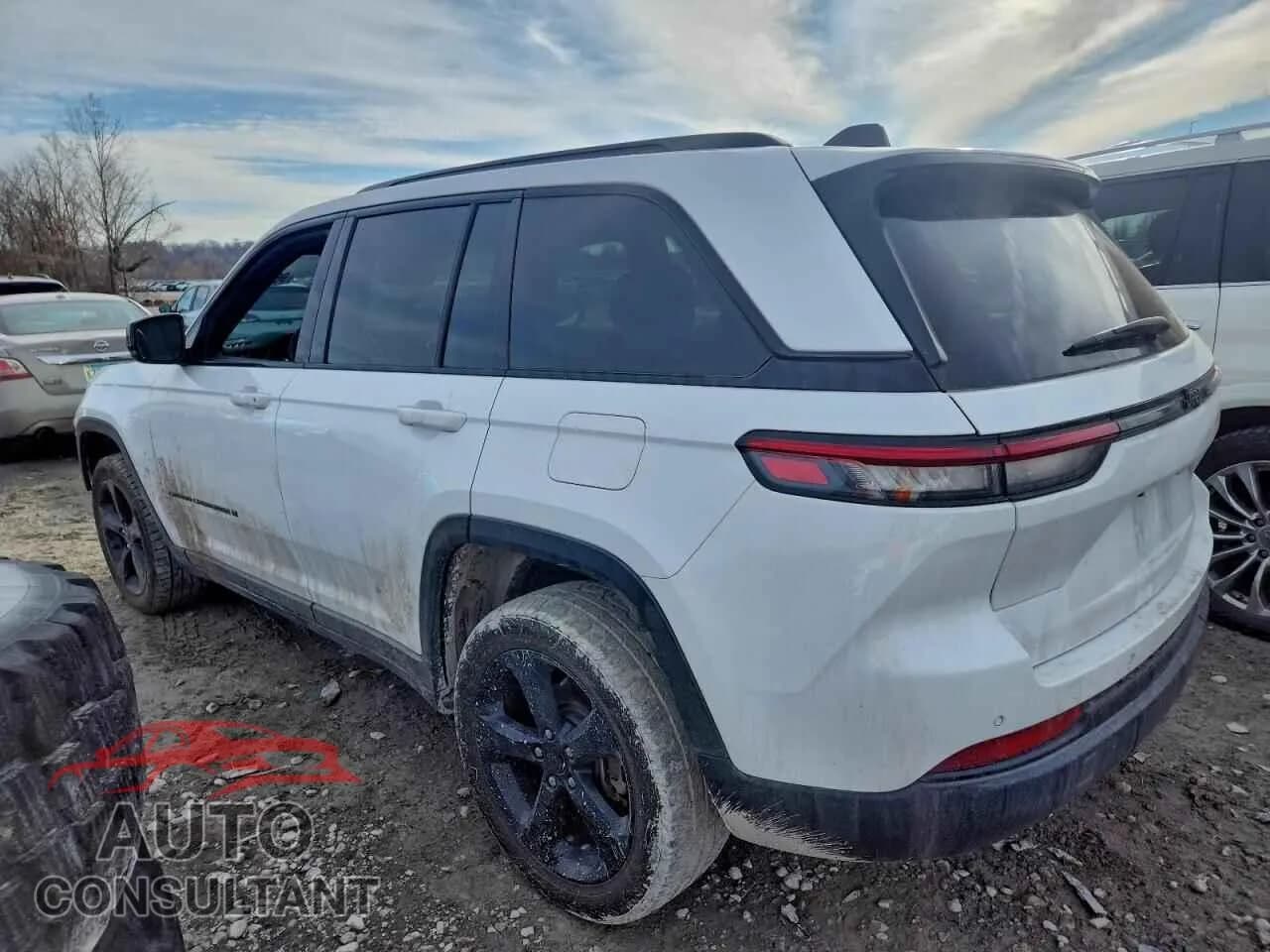 2023 JEEP GRAND CHER Damaged VIN 1C4RJGAG7P8855962 – rear exterior 2023 JEEP GRAND CHER Damaged VIN 1C4RJGAG7P8855962 – rear exterior