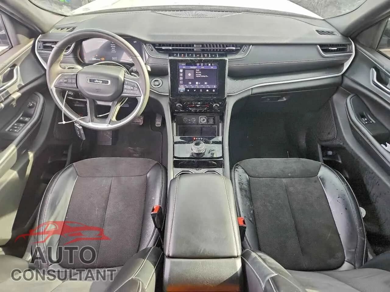 2023 JEEP GRAND CHER Damaged VIN 1C4RJGAG7P8855962 – undercarriage 2023 JEEP GRAND CHER Damaged VIN 1C4RJGAG7P8855962 – undercarriage