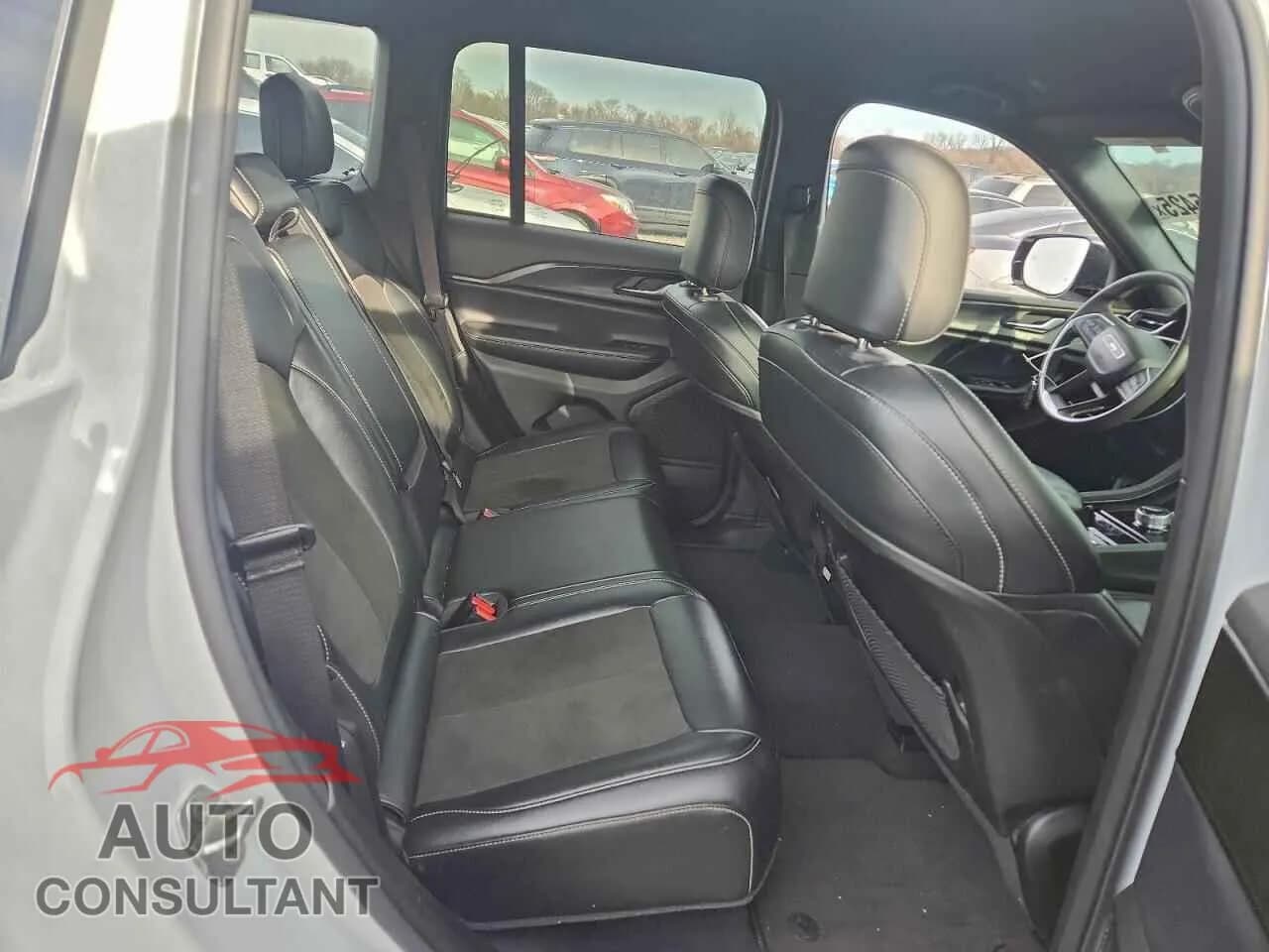 2023 JEEP GRAND CHER Damaged VIN 1C4RJGAG7P8855962 – photo 11 2023 JEEP GRAND CHER Damaged VIN 1C4RJGAG7P8855962 – photo 11