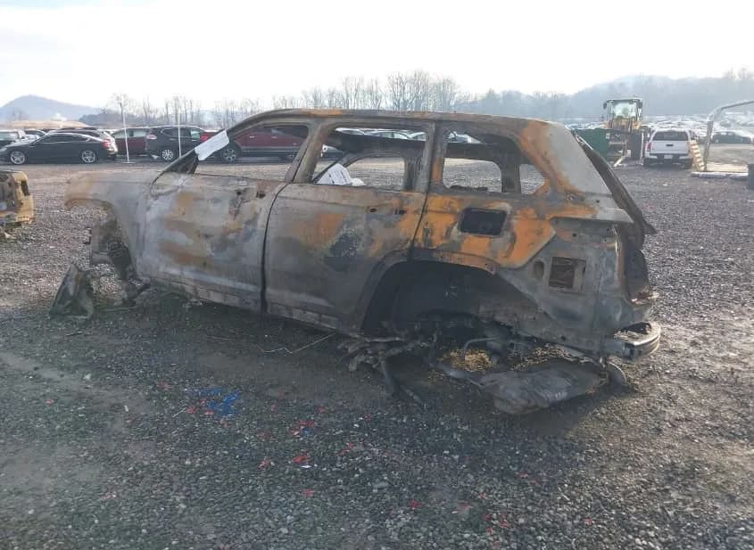 2023 JEEP Grand Cherokee Used VIN 1C4RJHBG0PC646628 – rear exterior 2023 JEEP Grand Cherokee Used VIN 1C4RJHBG0PC646628 – rear exterior