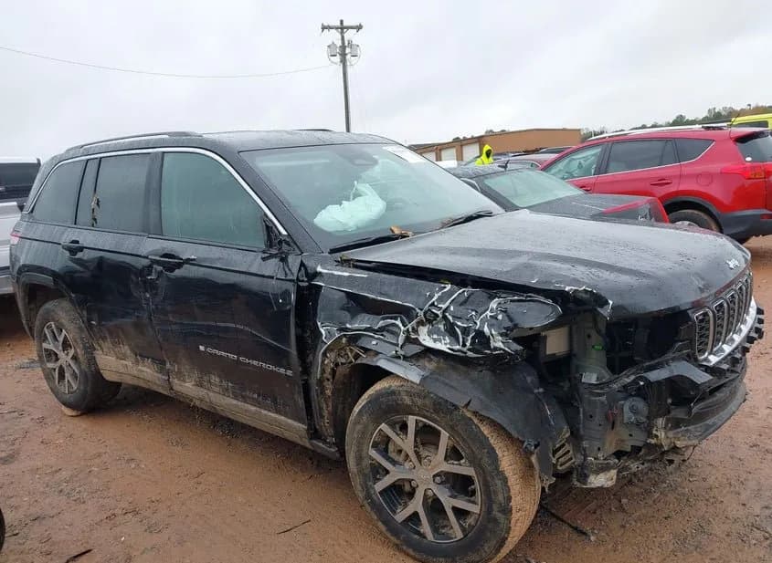 2024 JEEP Grand Cherokee Used VIN 1C4RJHBG9R8946948 – dashboard 2024 JEEP Grand Cherokee Used VIN 1C4RJHBG9R8946948 – dashboard