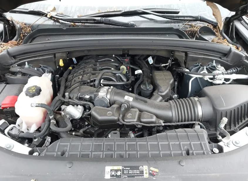 2024 JEEP Grand Cherokee Used VIN 1C4RJHBG9R8946948 – undercarriage 2024 JEEP Grand Cherokee Used VIN 1C4RJHBG9R8946948 – undercarriage