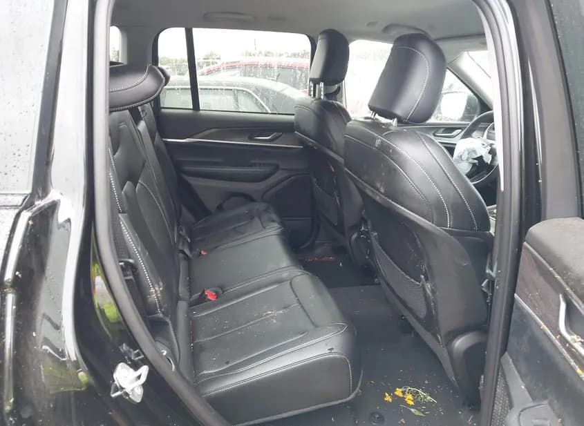 2024 JEEP Grand Cherokee Used VIN 1C4RJHBG9R8946948 – photo 12 2024 JEEP Grand Cherokee Used VIN 1C4RJHBG9R8946948 – photo 12