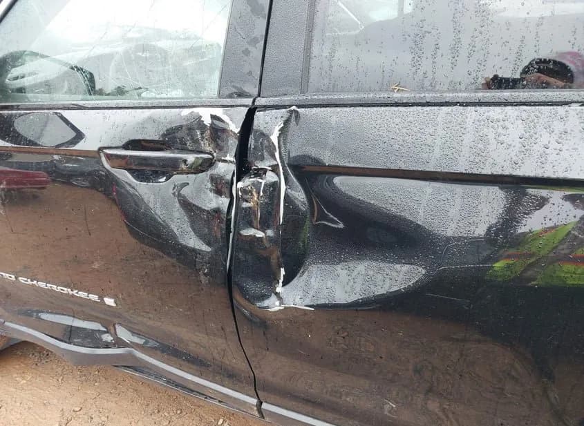 2024 JEEP Grand Cherokee Used VIN 1C4RJHBG9R8946948 – photo 15 2024 JEEP Grand Cherokee Used VIN 1C4RJHBG9R8946948 – photo 15