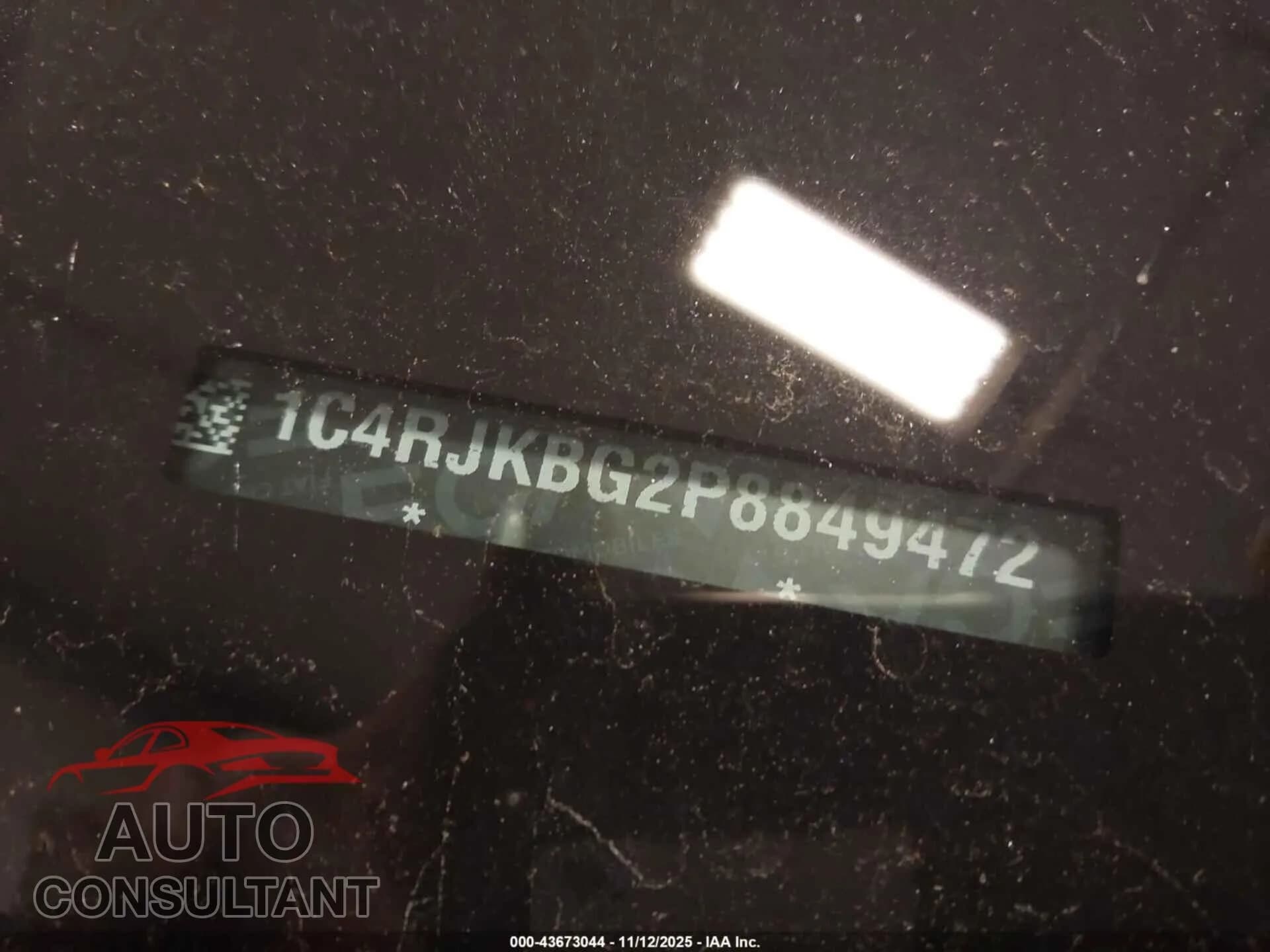 2023 JEEP GRAND CHEROKEE L Damaged VIN 1C4RJKBG2P8849472 – trunk area 2023 JEEP GRAND CHEROKEE L Damaged VIN 1C4RJKBG2P8849472 – trunk area