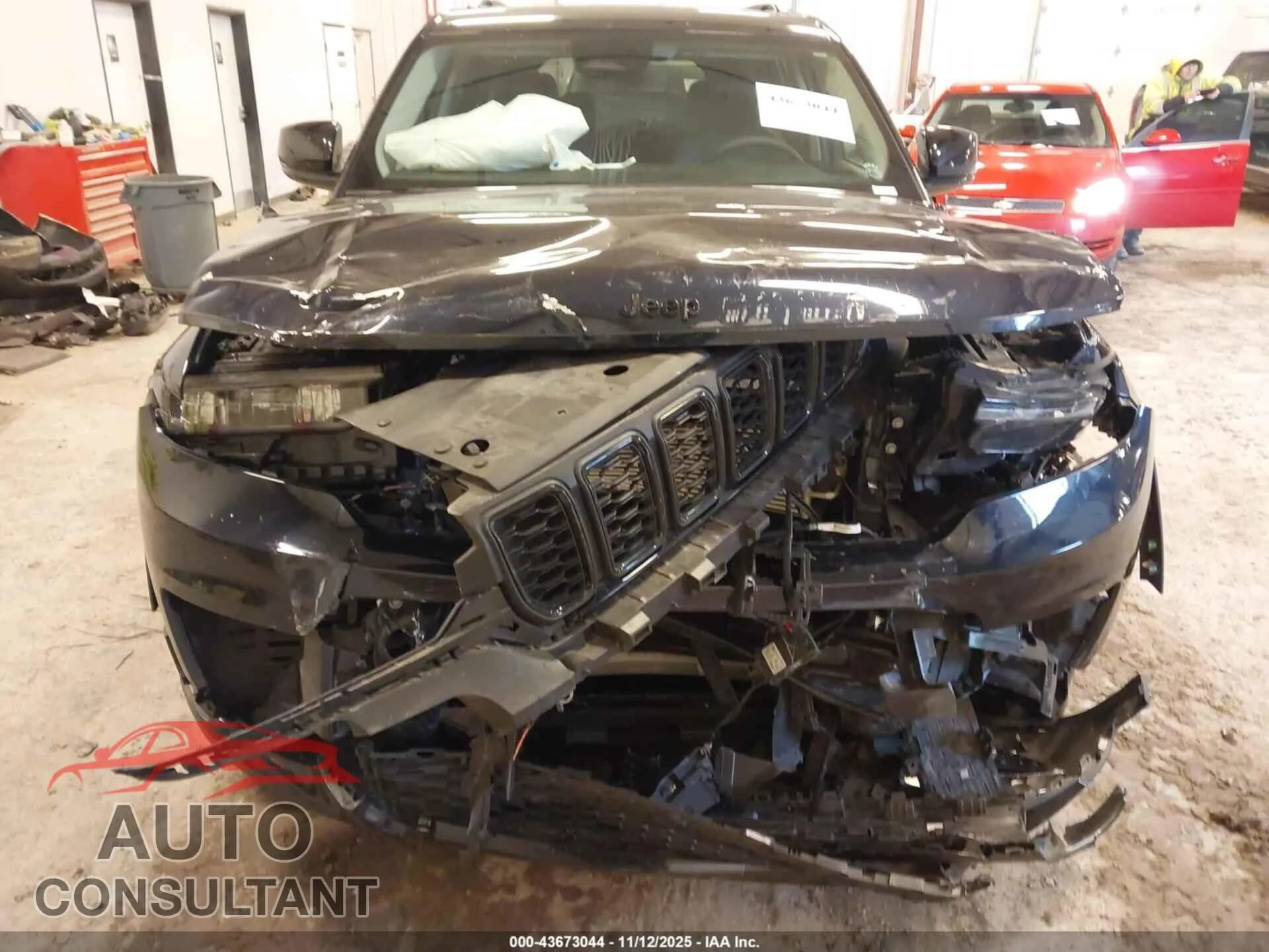 2023 JEEP GRAND CHEROKEE L Damaged VIN 1C4RJKBG2P8849472 – photo 12 2023 JEEP GRAND CHEROKEE L Damaged VIN 1C4RJKBG2P8849472 – photo 12