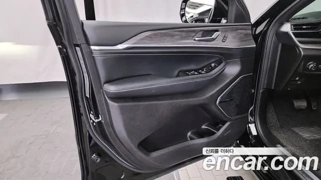 2022 Jeep Grand Cherokee (WL) L 3.6 Overland Sold VIN 1C4RJKDG2N8579248 – undercarriage 2022 Jeep Grand Cherokee (WL) L 3.6 Overland Sold VIN 1C4RJKDG2N8579248 – undercarriage
