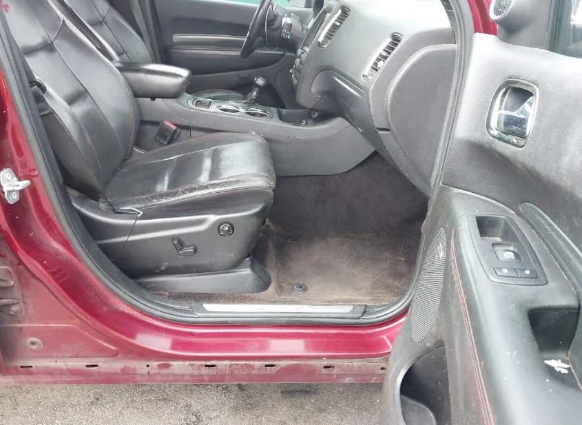 2018 DODGE Durango Used VIN 1C4SDHCT8JC205518 – trunk area 2018 DODGE Durango Used VIN 1C4SDHCT8JC205518 – trunk area