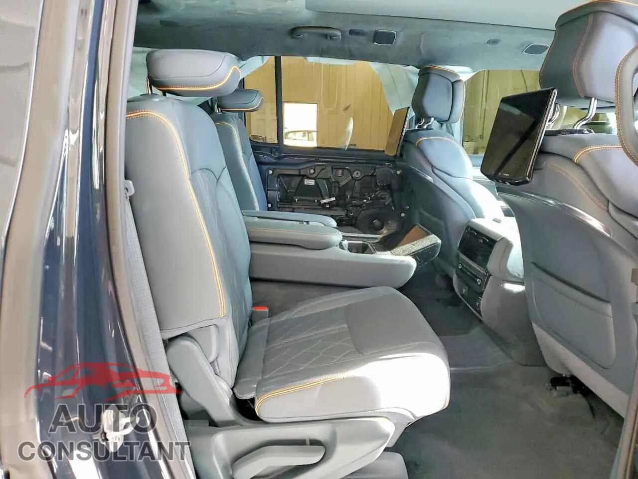 2022 JEEP GRAND WAGO Damaged VIN 1C4SJVGP9NS233506 – photo 11 2022 JEEP GRAND WAGO Damaged VIN 1C4SJVGP9NS233506 – photo 11