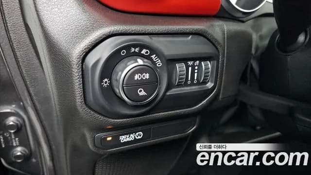 2022 Jeep Gladiator (JT) 3.6 Rubicon Sold VIN 1C6JJTBG1NL145400 – front exterior 2022 Jeep Gladiator (JT) 3.6 Rubicon Sold VIN 1C6JJTBG1NL145400 – front exterior