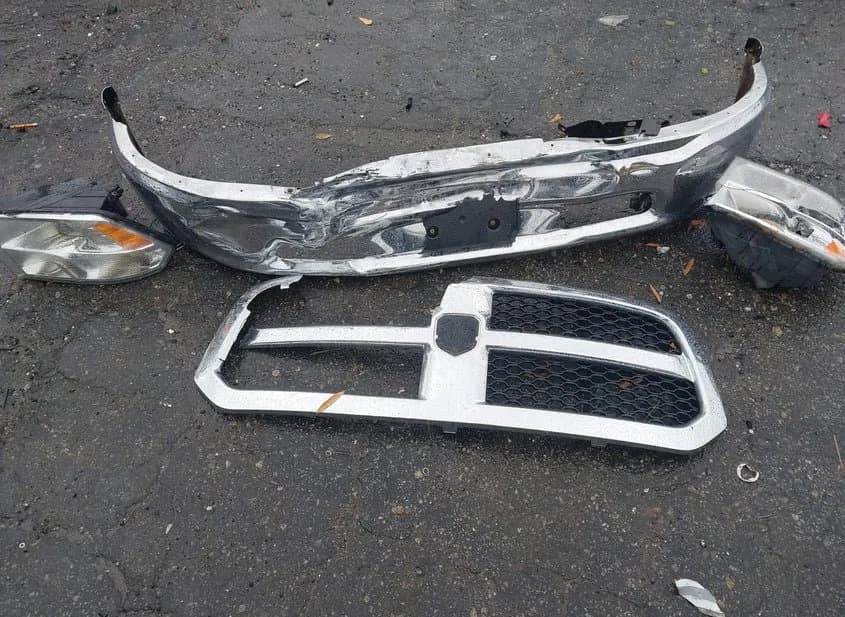2016 RAM 1500 Used VIN 1C6RR7GT1GS229217 – trunk area 2016 RAM 1500 Used VIN 1C6RR7GT1GS229217 – trunk area