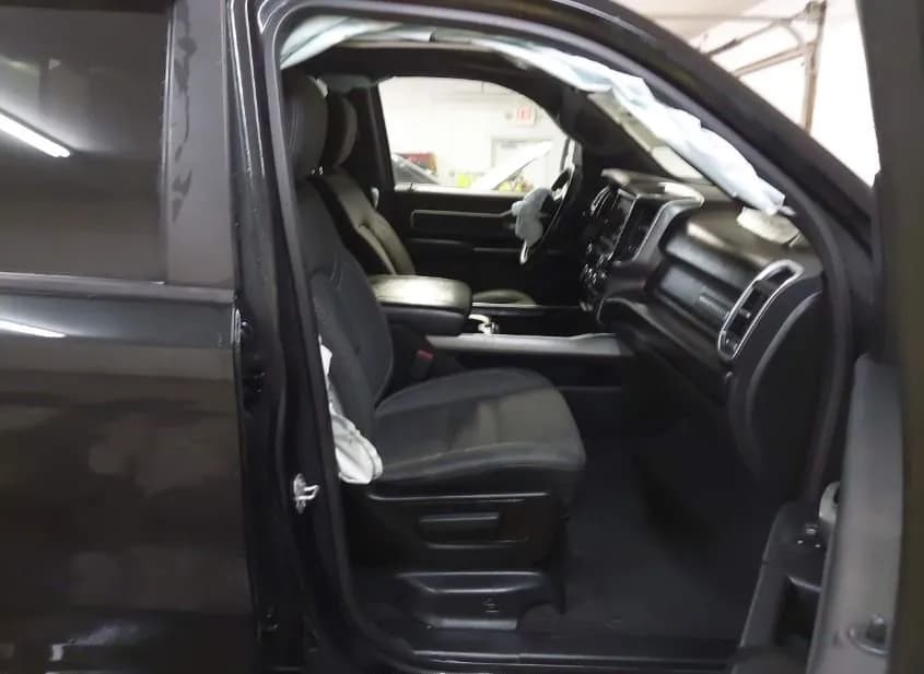 2019 RAM 1500 Used VIN 1C6SRFBT2KN680747 – photo 11 2019 RAM 1500 Used VIN 1C6SRFBT2KN680747 – photo 11