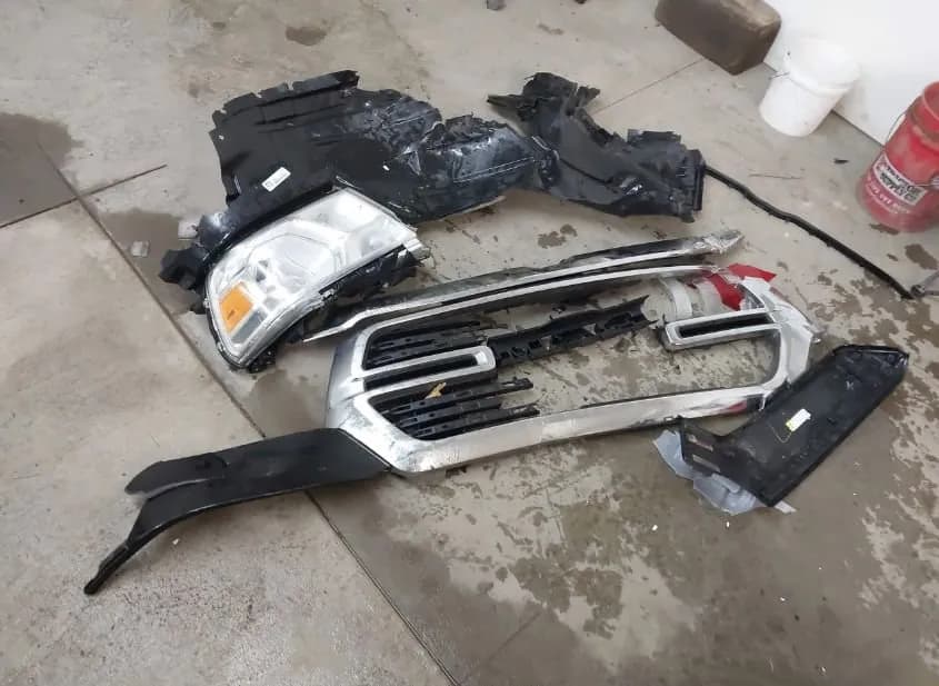 2019 RAM 1500 Used VIN 1C6SRFBT2KN680747 – photo 12 2019 RAM 1500 Used VIN 1C6SRFBT2KN680747 – photo 12