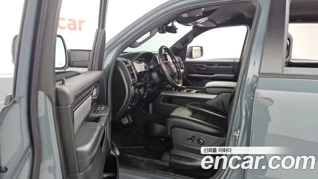 2021 Dodge RAM Pickup 5.7 Sold VIN 1C6SRFFT7MN545289 – interior seats 2021 Dodge RAM Pickup 5.7 Sold VIN 1C6SRFFT7MN545289 – interior seats