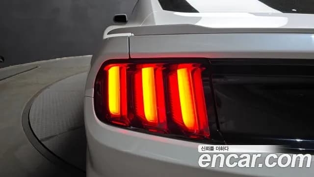 2017 Ford Mustang GT Coupe Sold VIN 1FA6P8CF0H5201633 – interior seats 2017 Ford Mustang GT Coupe Sold VIN 1FA6P8CF0H5201633 – interior seats