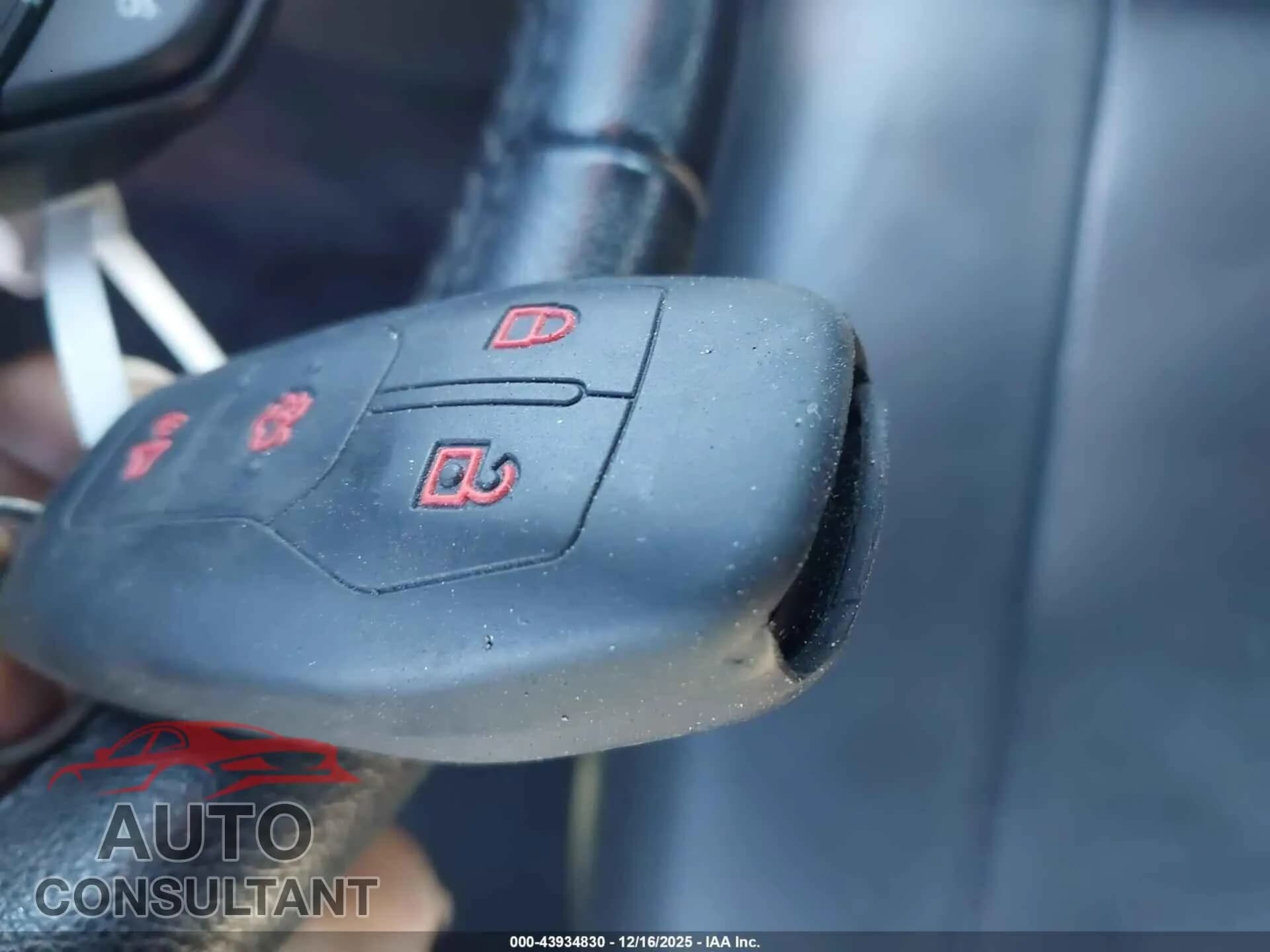 2015 FORD MUSTANG Damaged VIN 1FA6P8CFXF5384097 – photo 11 2015 FORD MUSTANG Damaged VIN 1FA6P8CFXF5384097 – photo 11