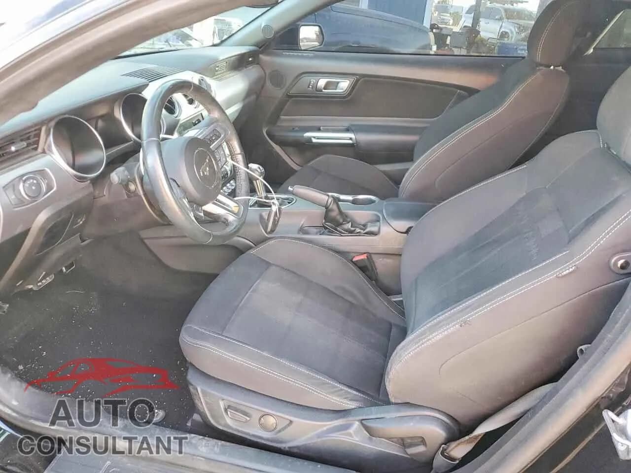2020 FORD ALL Models Used VIN 1FA6P8TH5L5177047 – exterior detail 2020 FORD ALL Models Used VIN 1FA6P8TH5L5177047 – exterior detail