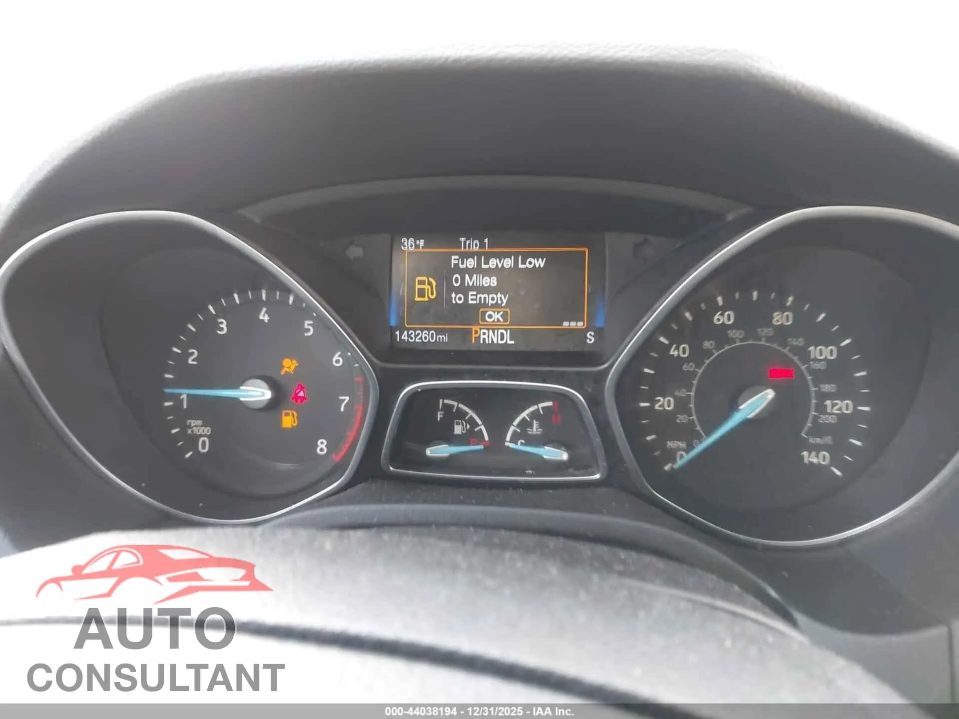 2016 FORD FOCUS Damaged VIN 1FADP3F20GL251025 – exterior detail 2016 FORD FOCUS Damaged VIN 1FADP3F20GL251025 – exterior detail