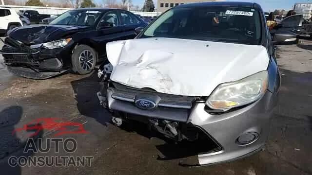 2013 FORD FOCUS Damaged VIN 1FADP3F21DL242992 – photo 13 2013 FORD FOCUS Damaged VIN 1FADP3F21DL242992 – photo 13