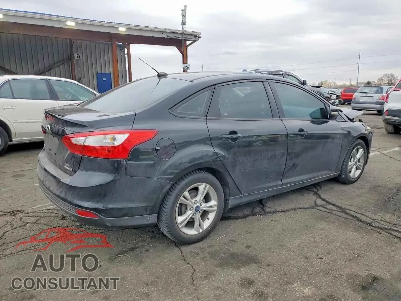 2014 FORD FOCUS Damaged VIN 1FADP3F21EL123390 – side profile 2014 FORD FOCUS Damaged VIN 1FADP3F21EL123390 – side profile