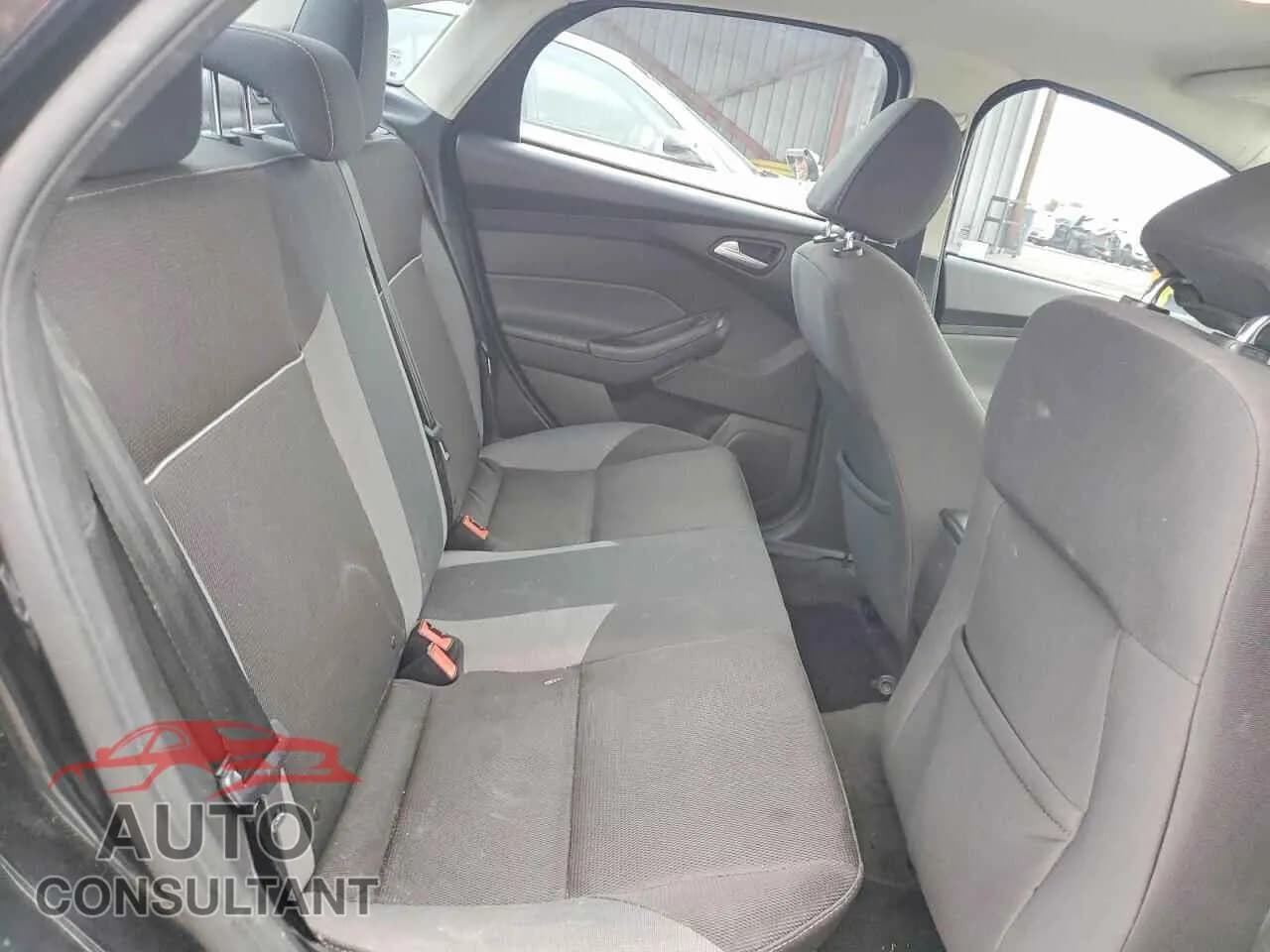 2014 FORD FOCUS Damaged VIN 1FADP3F21EL123390 – odometer reading 2014 FORD FOCUS Damaged VIN 1FADP3F21EL123390 – odometer reading