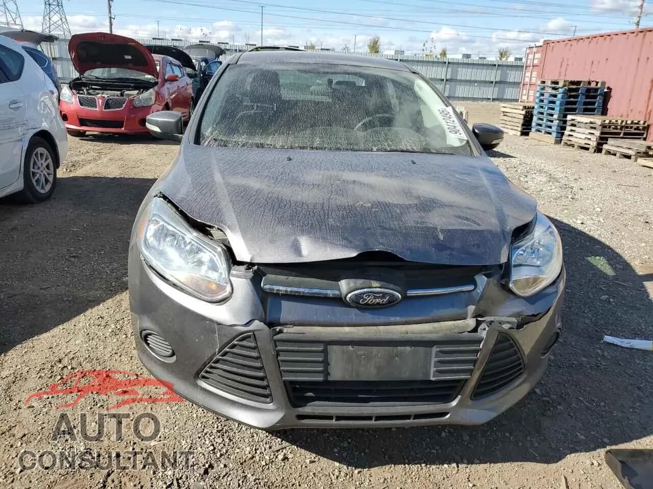 2014 FORD FOCUS Damaged VIN 1FADP3F22EL245000 – interior seats 2014 FORD FOCUS Damaged VIN 1FADP3F22EL245000 – interior seats