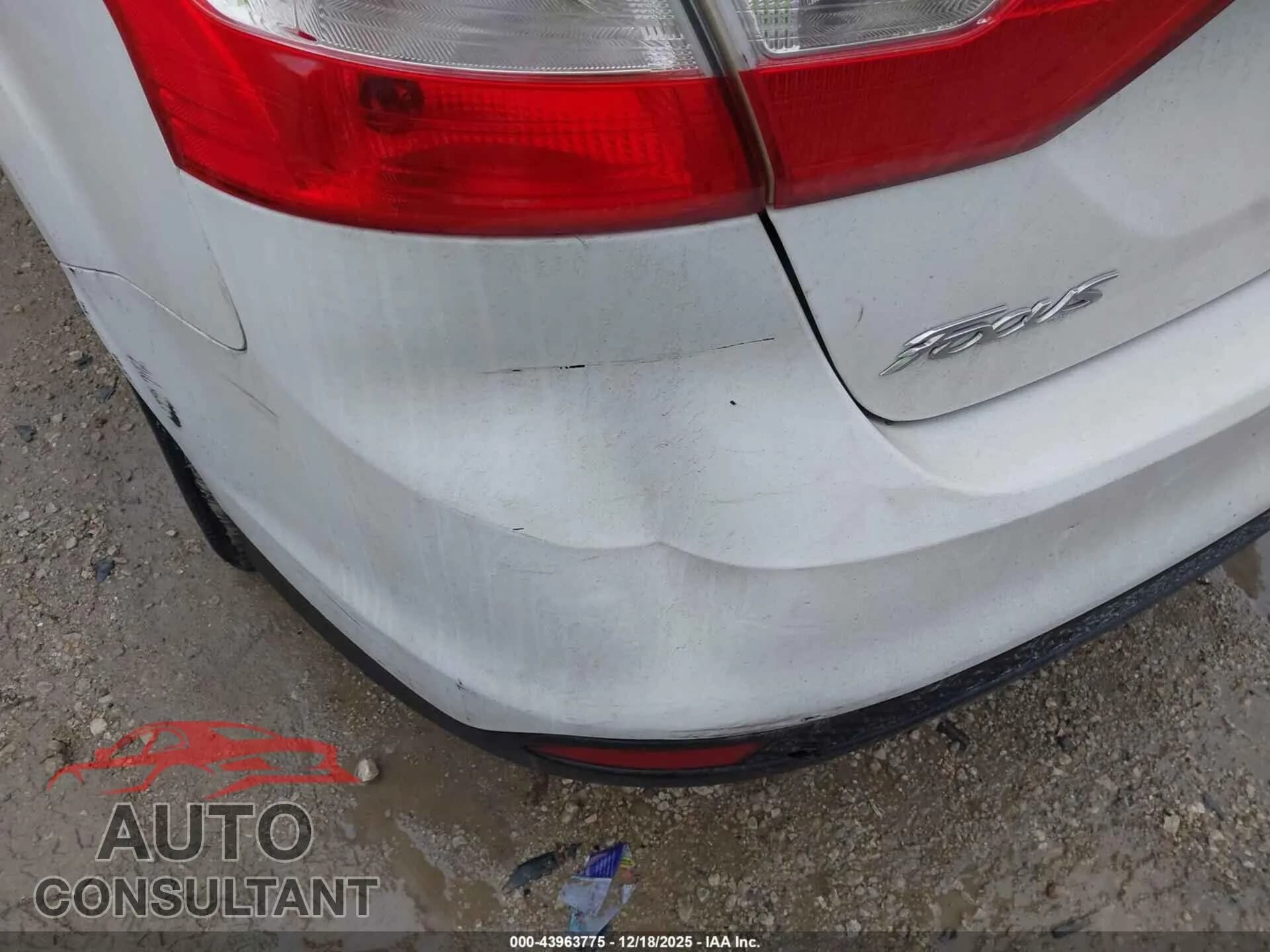 2014 FORD FOCUS Damaged VIN 1FADP3F27EL418185 – photo 12 2014 FORD FOCUS Damaged VIN 1FADP3F27EL418185 – photo 12