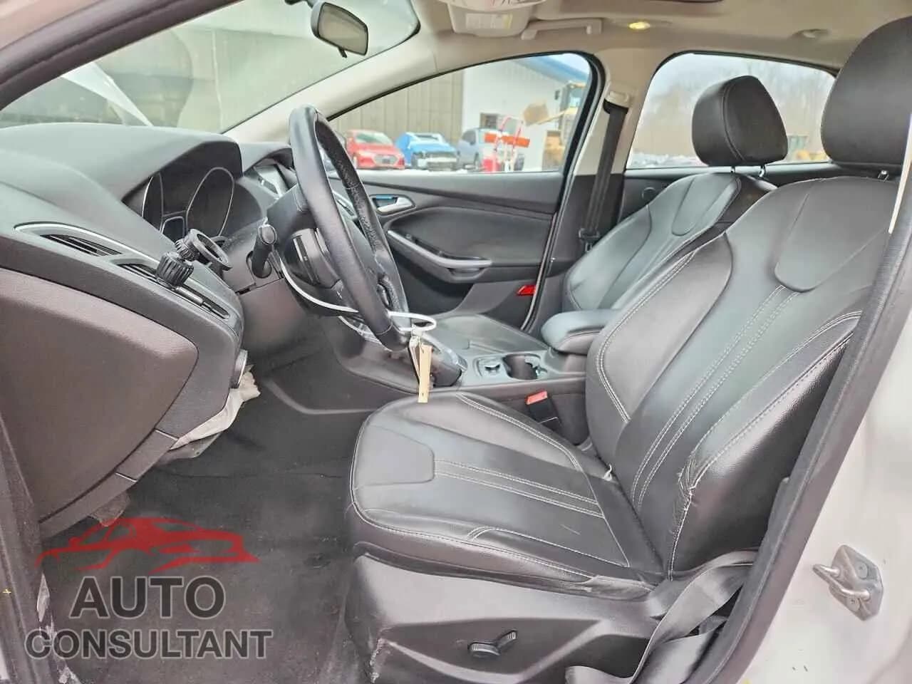 2014 FORD FOCUS Used VIN 1FADP3N20EL250908 – exterior detail 2014 FORD FOCUS Used VIN 1FADP3N20EL250908 – exterior detail