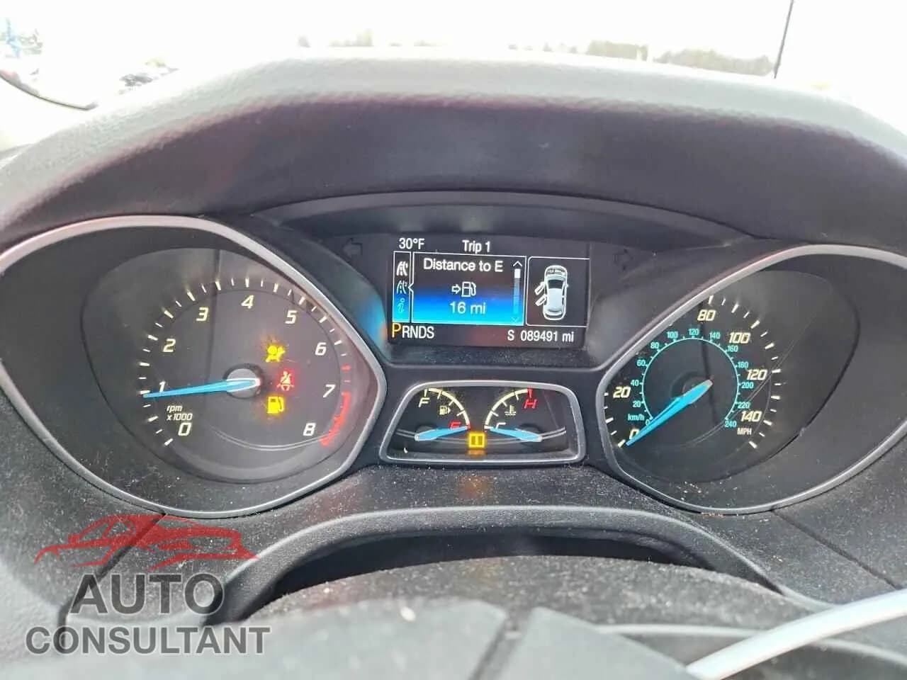 2014 FORD FOCUS Used VIN 1FADP3N20EL250908 – trunk area 2014 FORD FOCUS Used VIN 1FADP3N20EL250908 – trunk area