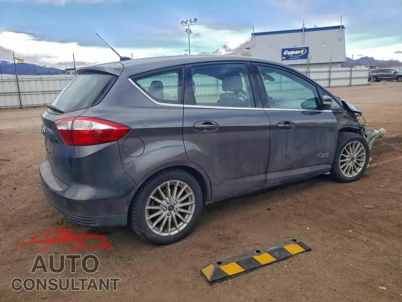 2015 FORD CMAX Damaged VIN 1FADP5CU3FL109204 – side profile 2015 FORD CMAX Damaged VIN 1FADP5CU3FL109204 – side profile