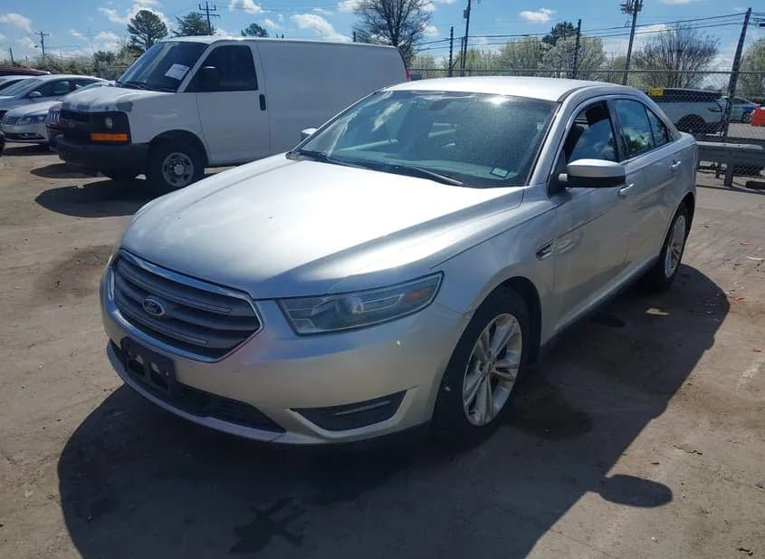 2013 FORD Taurus Used VIN 1FAHP2E85DG204904 – exterior detail 2013 FORD Taurus Used VIN 1FAHP2E85DG204904 – exterior detail