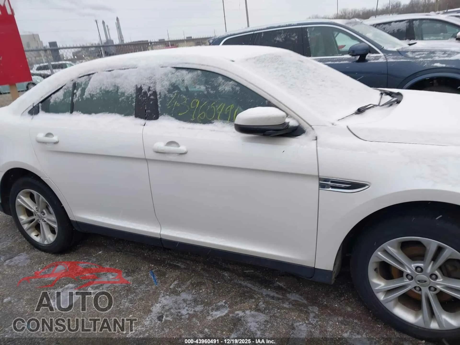 2015 FORD TAURUS Damaged VIN 1FAHP2E95FG118259 – photo 13 2015 FORD TAURUS Damaged VIN 1FAHP2E95FG118259 – photo 13