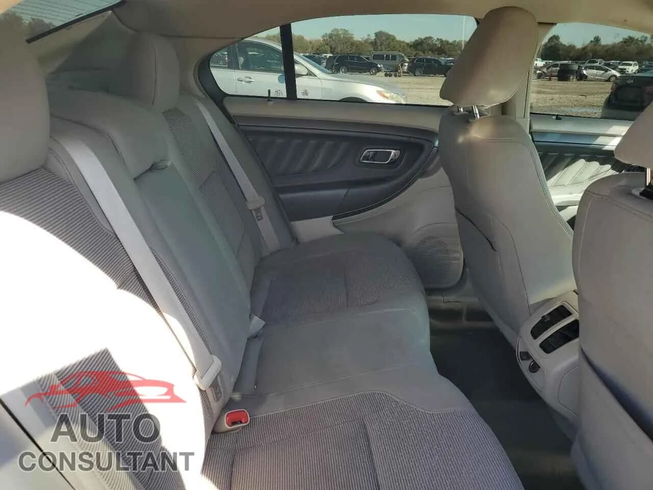 2010 FORD TAURUS Damaged VIN 1FAHP2EW1AG100355 – odometer reading 2010 FORD TAURUS Damaged VIN 1FAHP2EW1AG100355 – odometer reading