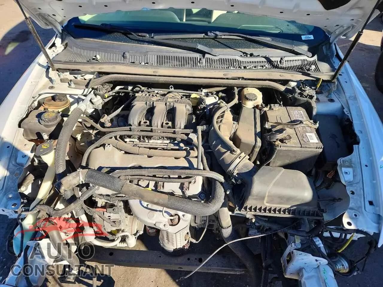 2012 FORD TAURUS Damaged VIN 1FAHP2FW1CG132918 – photo 11 2012 FORD TAURUS Damaged VIN 1FAHP2FW1CG132918 – photo 11