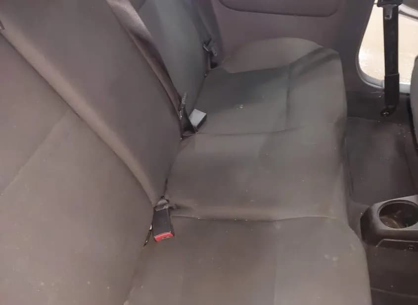 2010 FORD FOCUS Used VIN 1FAHP3DN8AW168835 – exterior detail 2010 FORD FOCUS Used VIN 1FAHP3DN8AW168835 – exterior detail