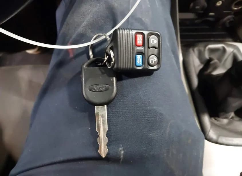 2010 FORD FOCUS Used VIN 1FAHP3DN8AW168835 – photo 17 2010 FORD FOCUS Used VIN 1FAHP3DN8AW168835 – photo 17